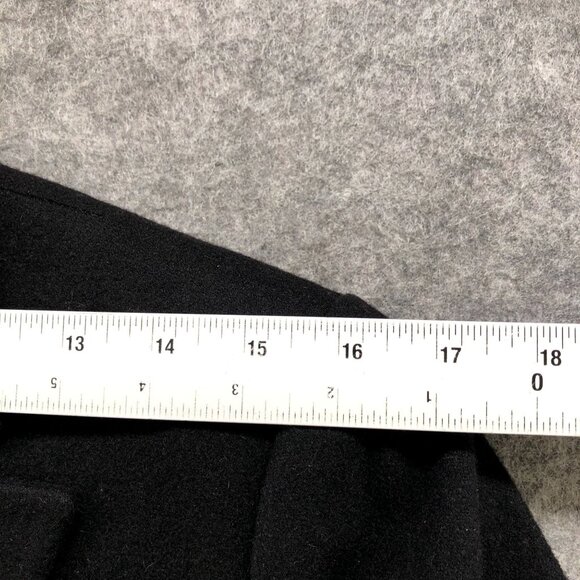 Uniqlo Black Blazer - Picture 10 of 11